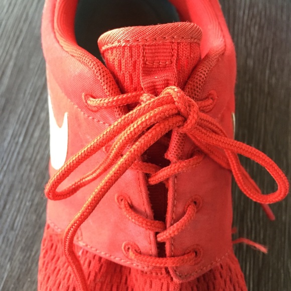 Nike Roshe Run Marble Red Running Shoes Men’s 7 - Picture 5 of 10